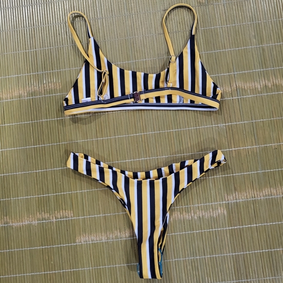 Yellow Black Stripe Small Bikini - Picture 3 of 7